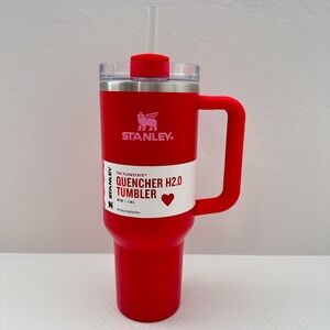 BNWT Stanley 40 oz. Quencher H2.0 Tumbler Valentine’s Day Target Red